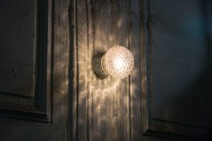 lamp-1771817_1920
